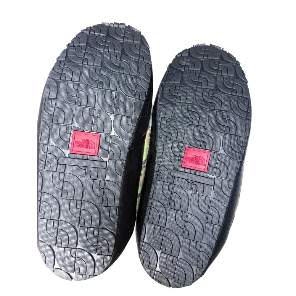 The North Face ThermoBall Traction Mules V Camo Slippers Mens 12 NF0A3UZN Green